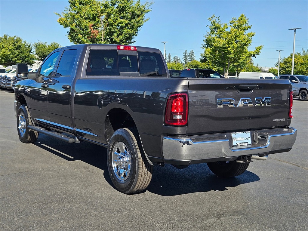 2025 Ram 3500 Tradesman photo 4