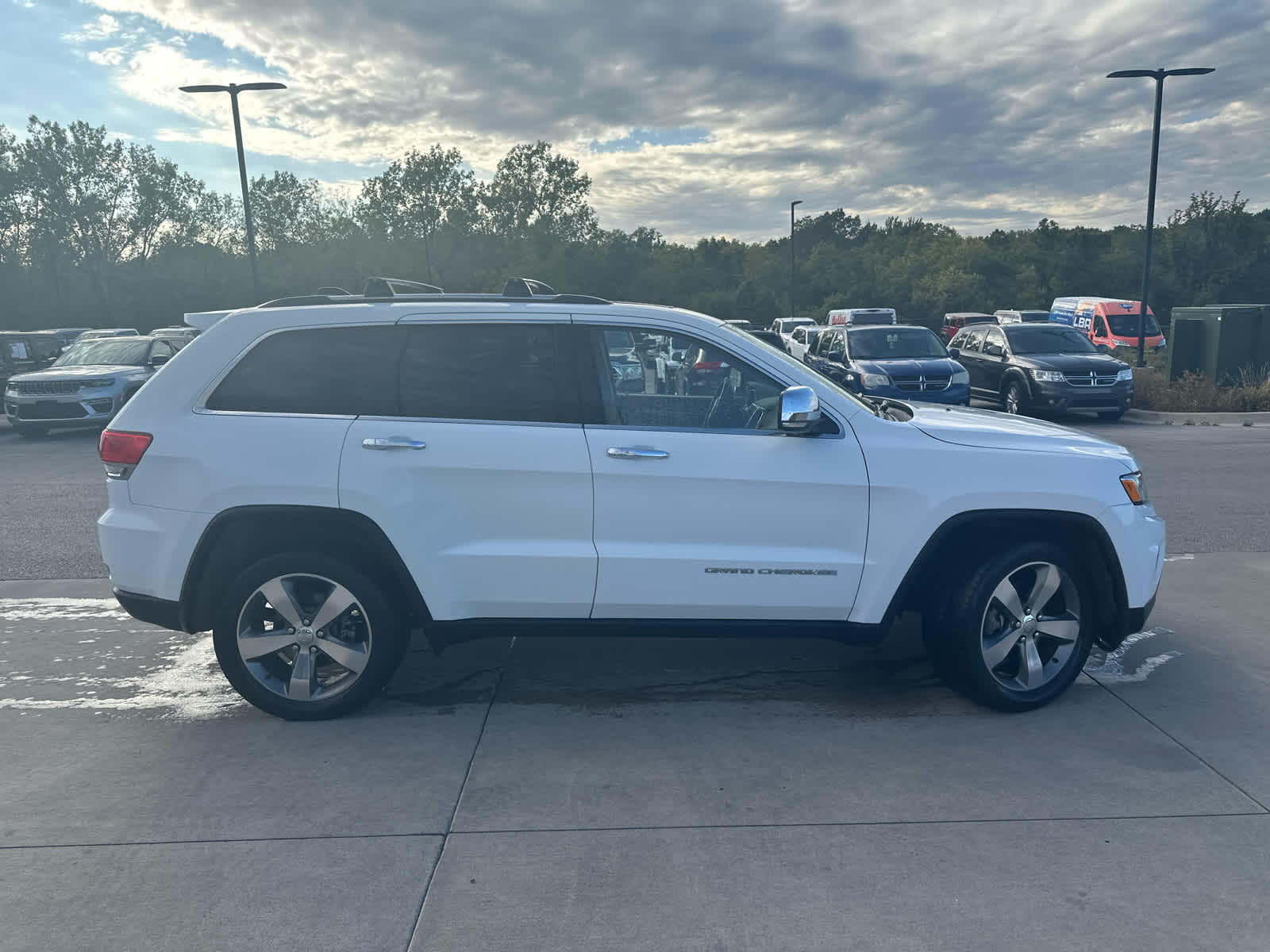 2015 Jeep Grand Cherokee Limited photo 4