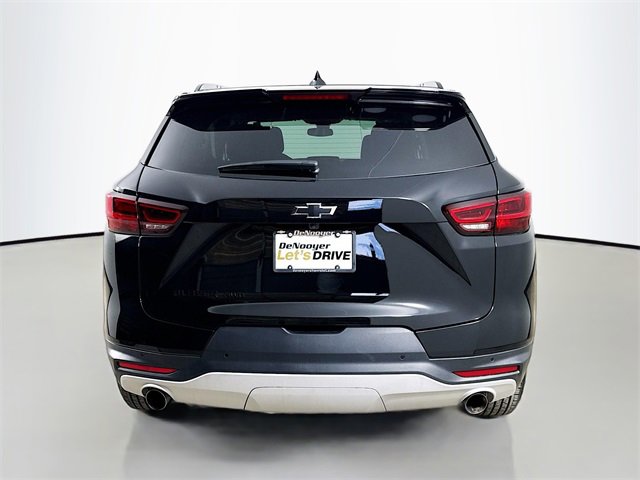 2025 Chevrolet Blazer 2LT photo 3