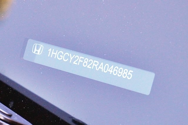 Used 2024 White Honda Touring image 34