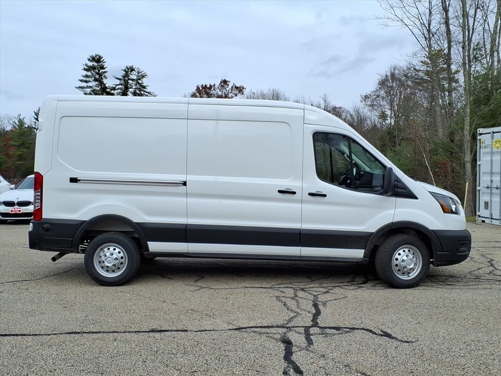 2026 Ford Transit photo 3
