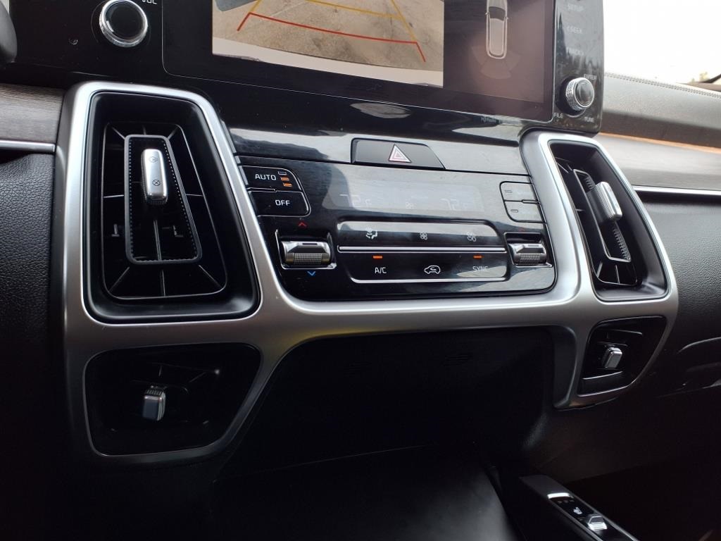 2022 Kia Sorento X-Line S photo 18