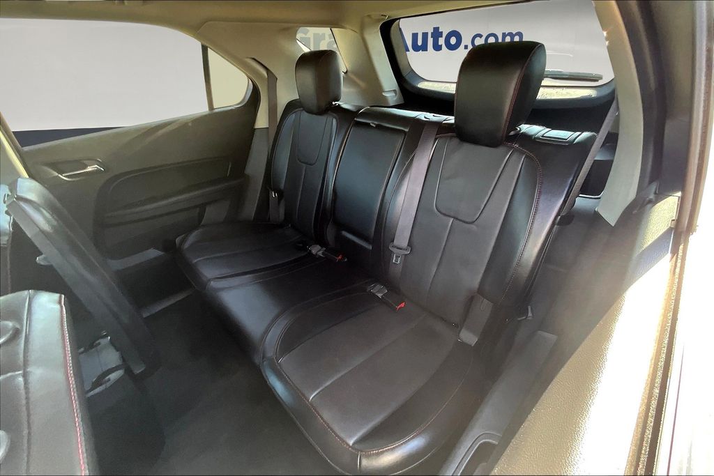 2015 Chevrolet Equinox LT photo 17