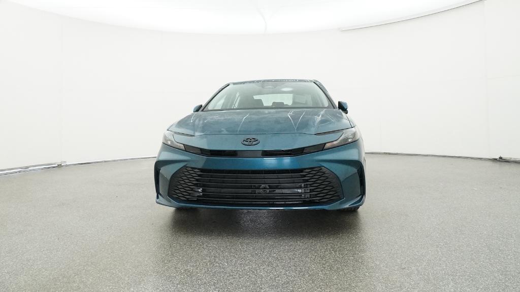 2026 Toyota Camry LE photo 3
