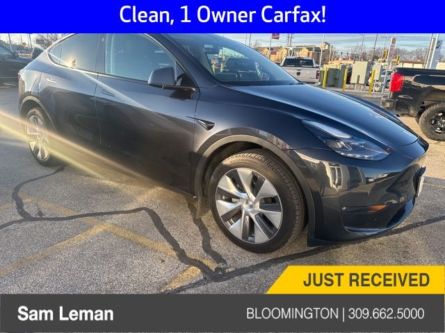 2024 Tesla Model Y Long Range's photo