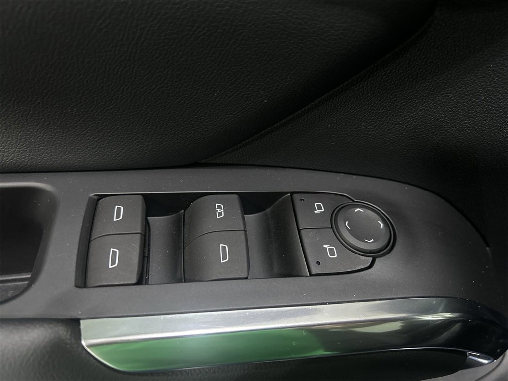 2024 Chevrolet Traverse photo 11