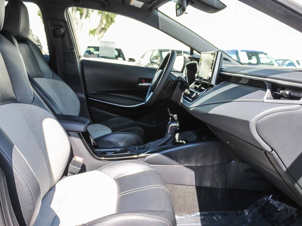 2020 Toyota Corolla XSE photo 15