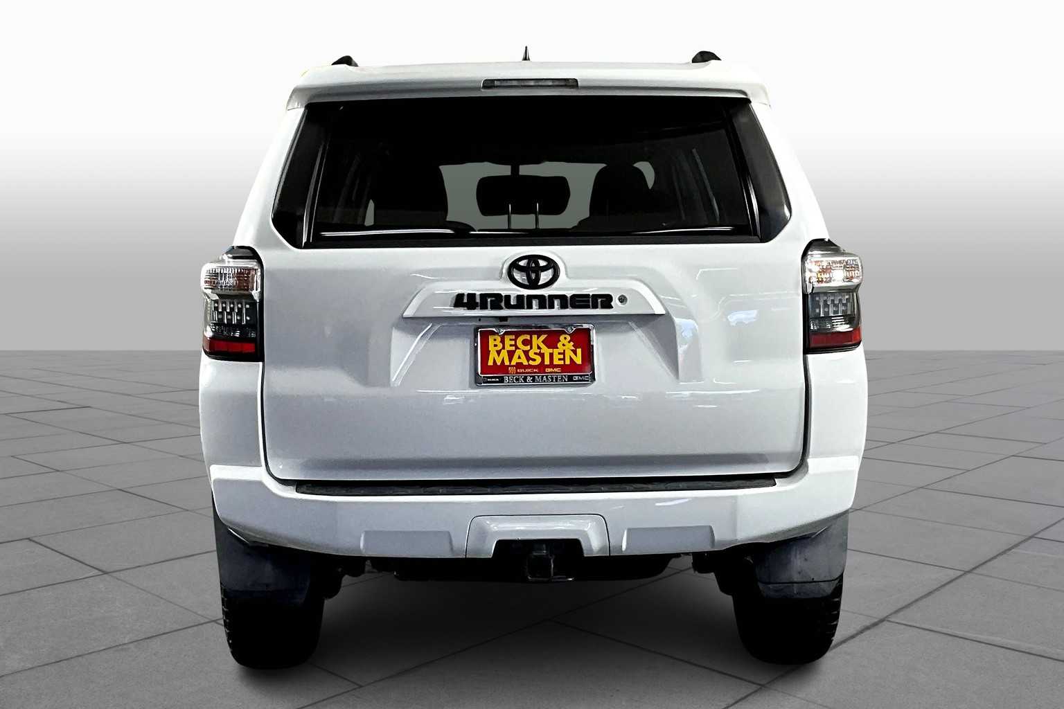 2018 Toyota 4Runner TRD photo 4