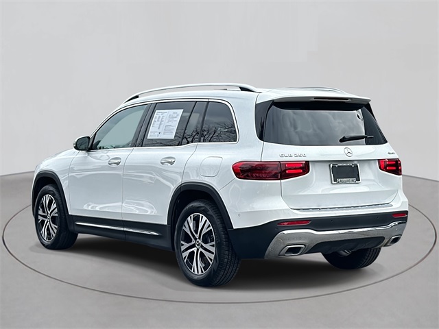 2025 Mercedes Benz GLB 250 4MATIC photo 3