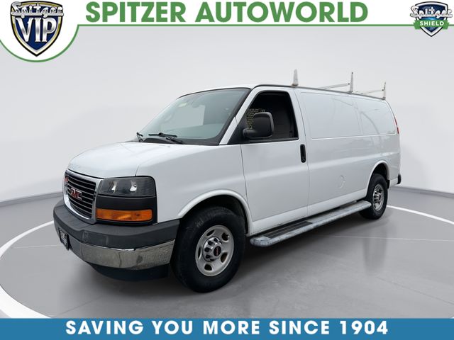 2017 GMC Savana Cargo Work Van's photo