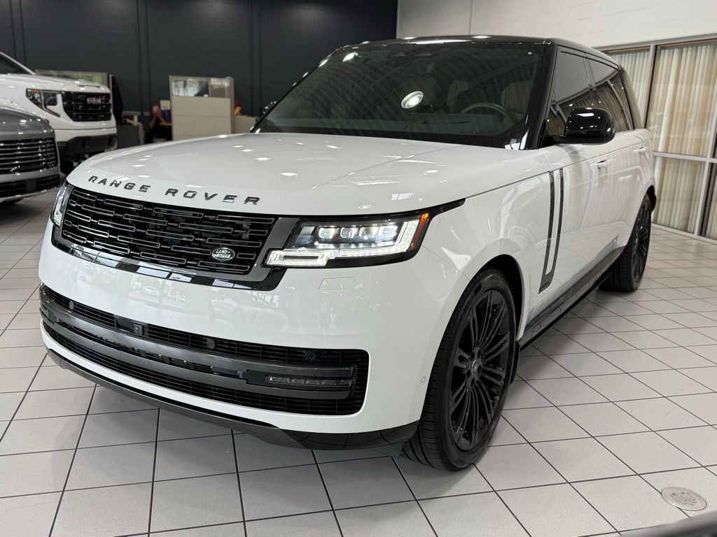2025 Land Rover Range Rover Autobiography photo 13