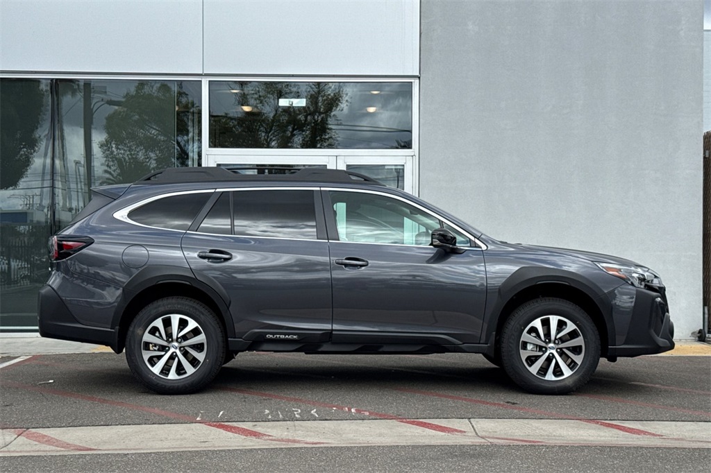 2025 Subaru Outback Premium photo 2
