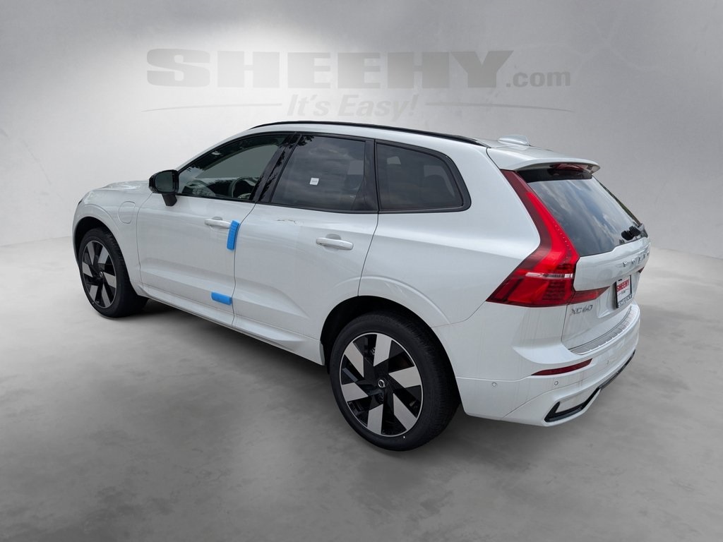 2025 Volvo XC60 Hybrid T8 Plus photo 22