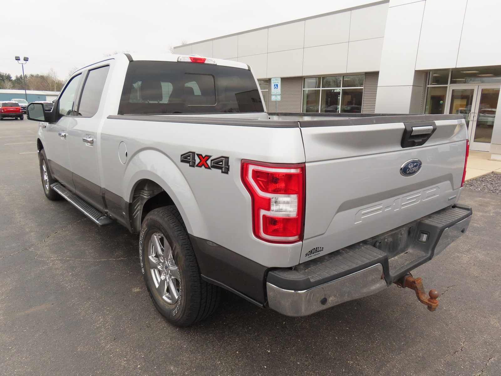 2018 Ford F-150 XLT photo 4