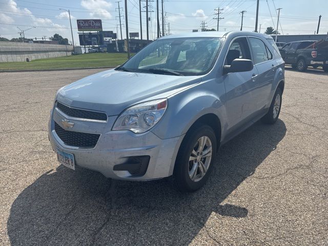 2015 Chevrolet Equinox LS photo 2