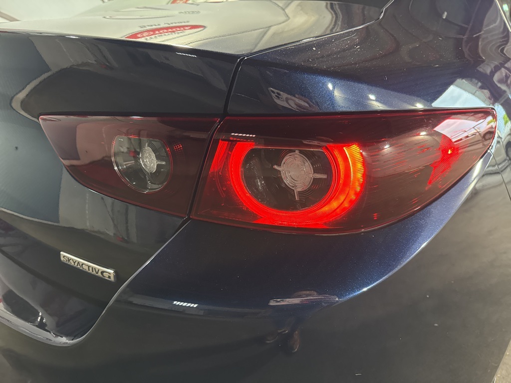 2022 Mazda Mazda3 Select photo 14