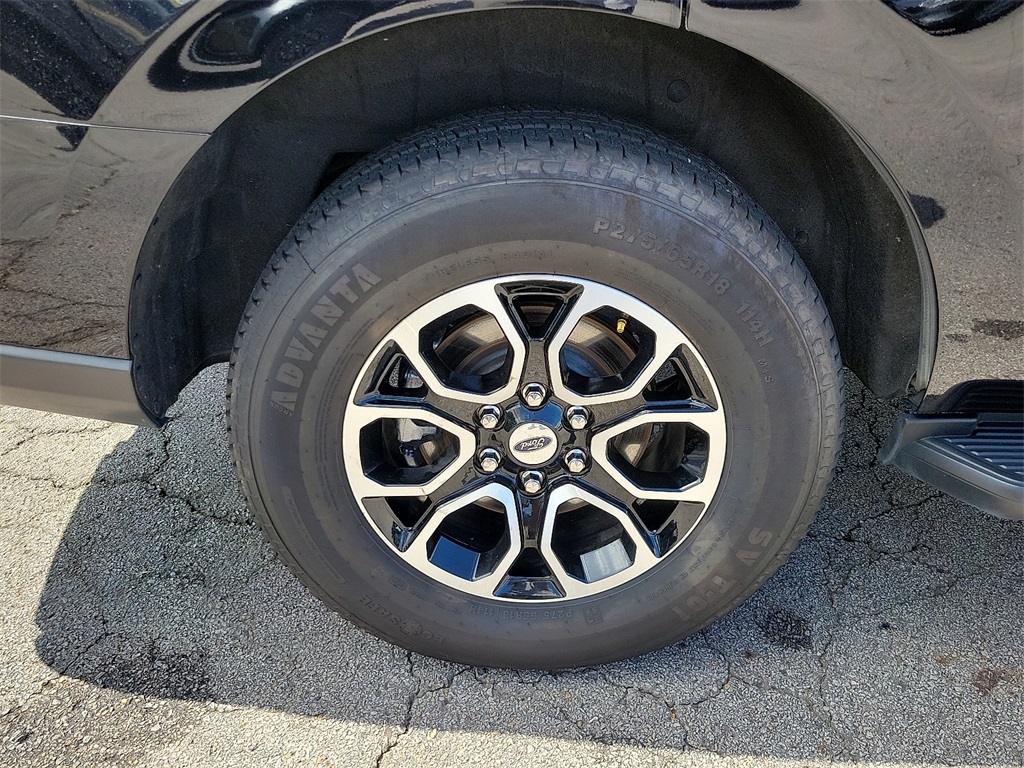2024 Ford Expedition XLT photo 5