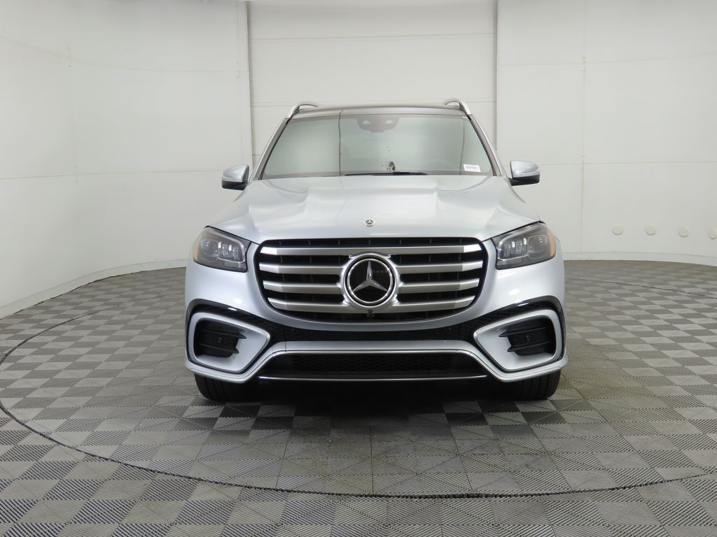 2025 Mercedes Benz GLS 450 4MATIC photo 2