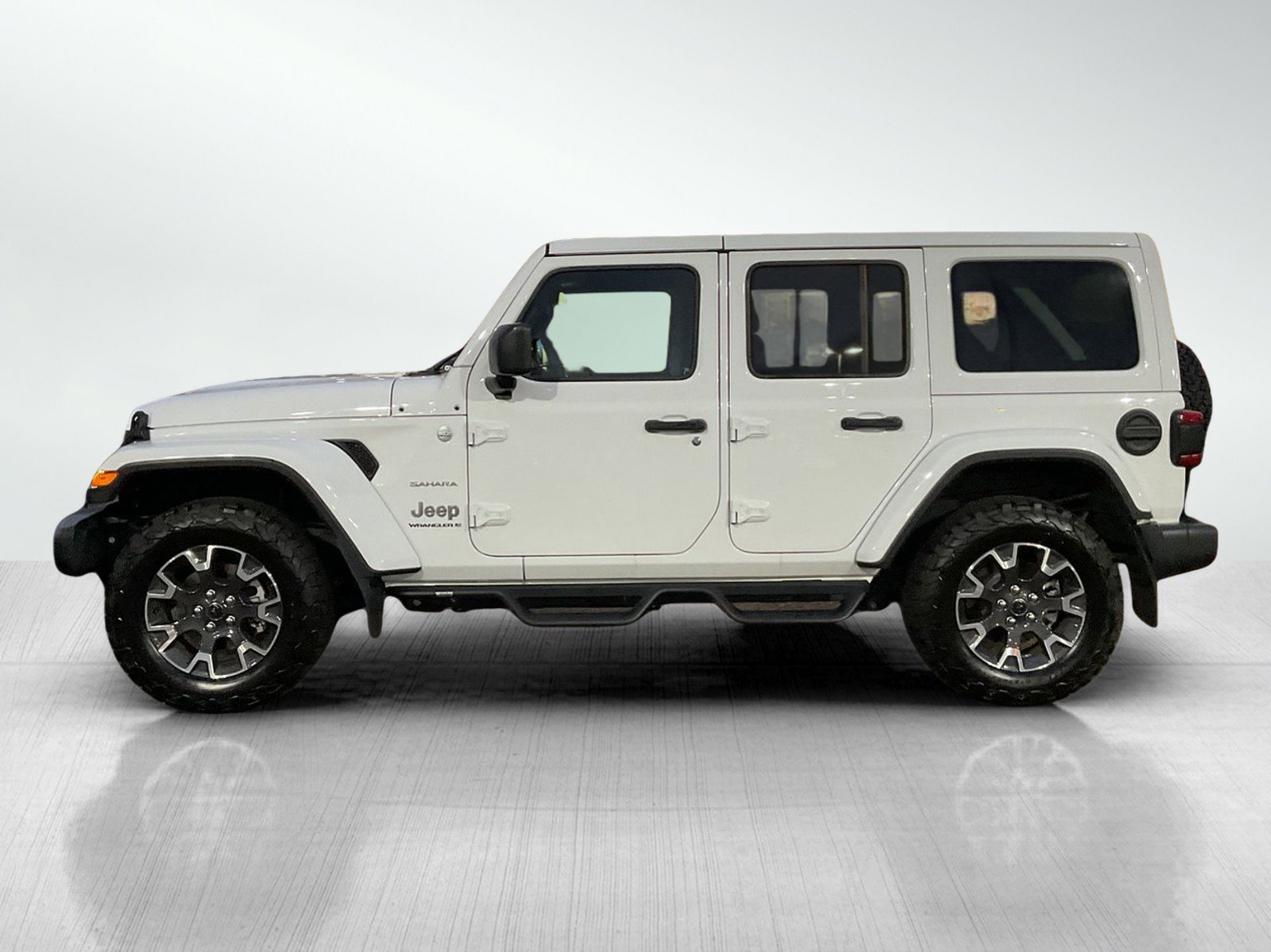 Used 2024 Jeep Wrangler 4-Door Sahara with VIN 1C4PJXEGXRW266923 for sale in Brainerd, Minnesota