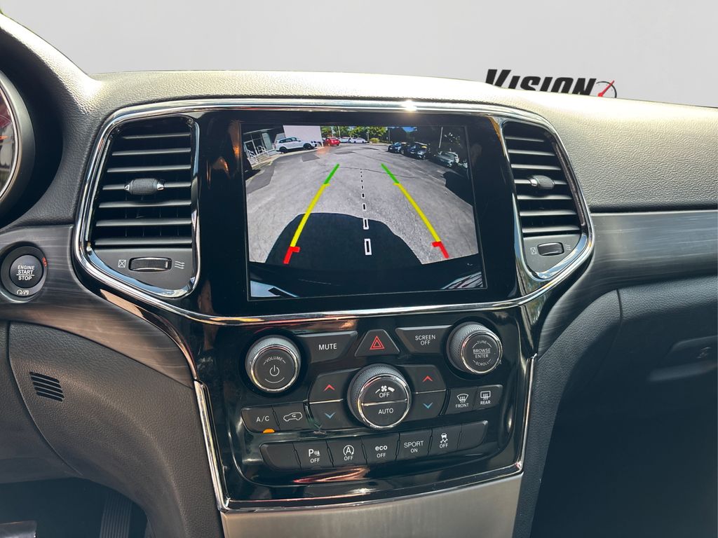 2021 Jeep Grand Cherokee Laredo X photo 27