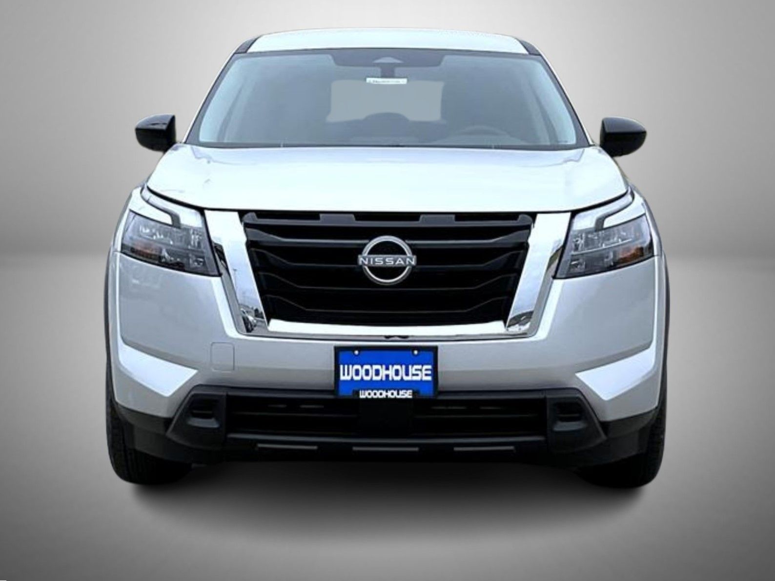 2025 Nissan Pathfinder S photo 2