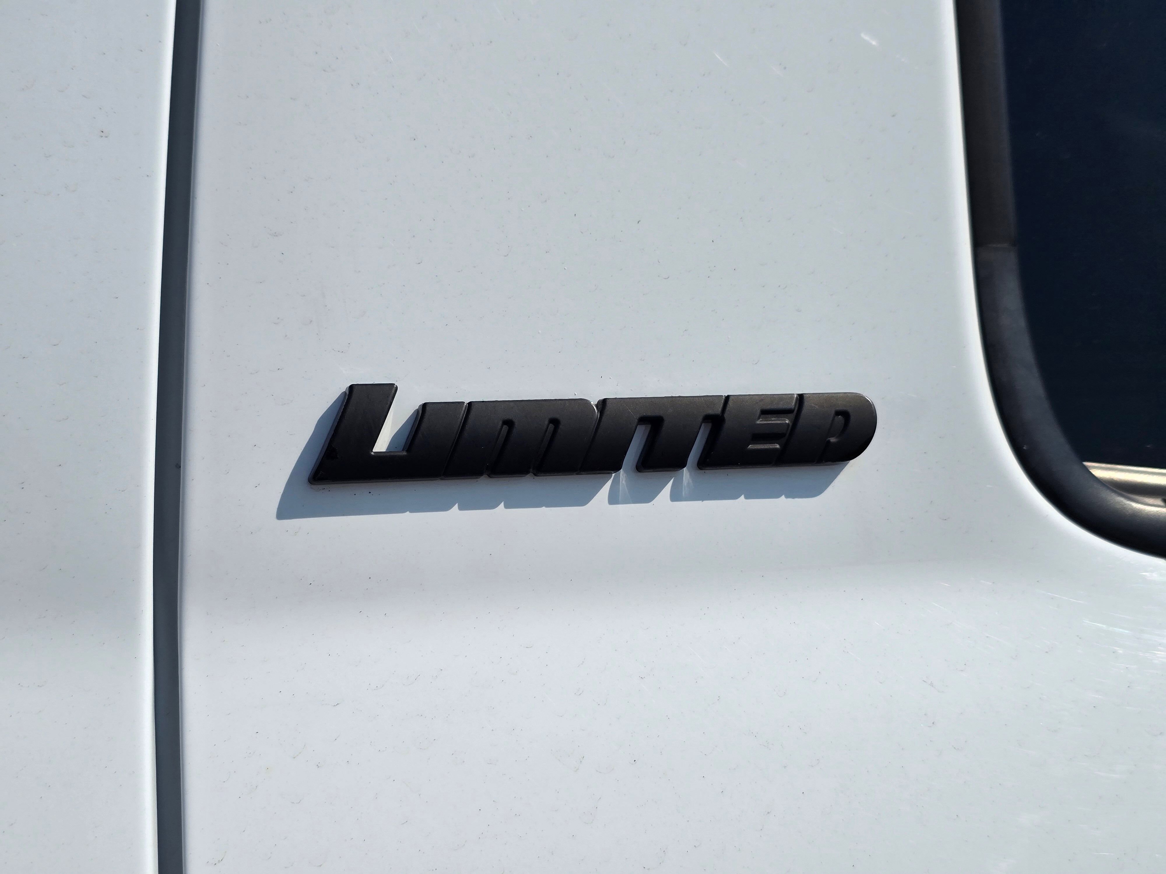 2018 Toyota Tundra SR5 photo 2