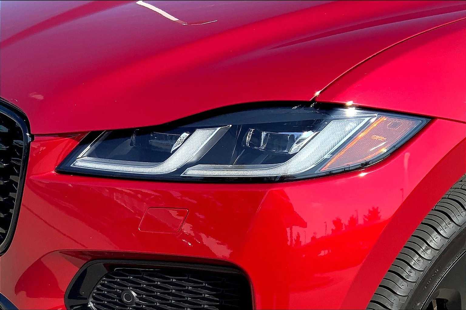 2024 Jaguar F-PACE P250 R-Dynamic S photo 27