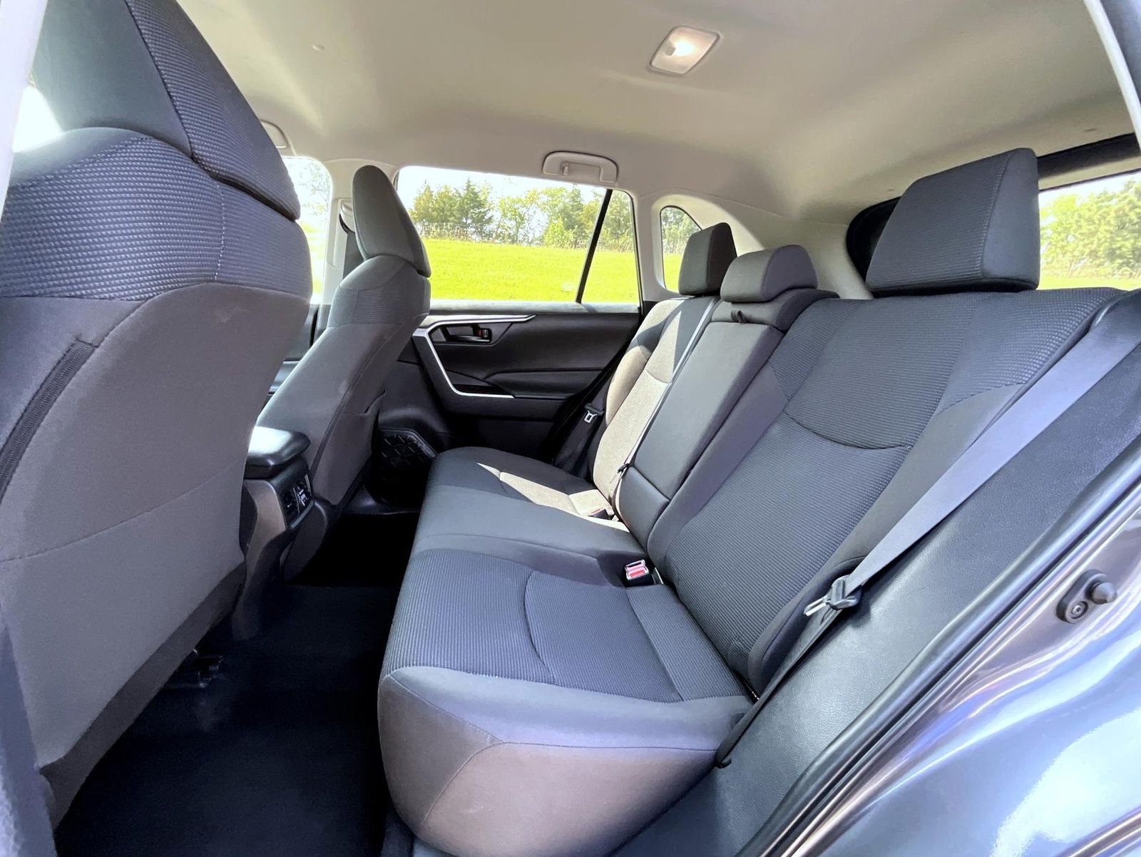 2024 Toyota RAV4 LE photo 17