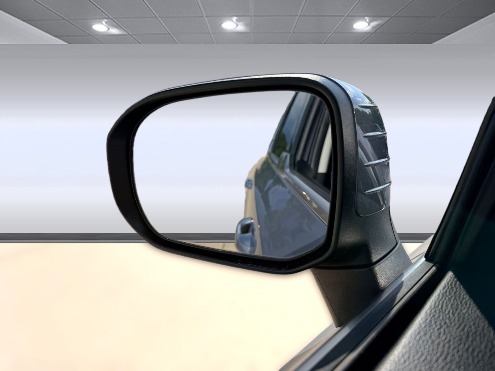 2024 Kia Telluride S photo 32