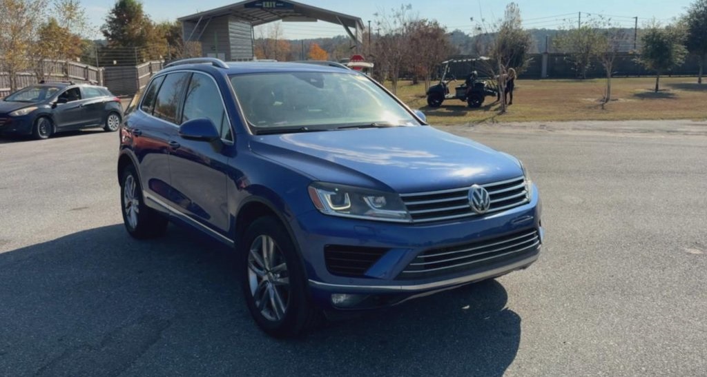 2016 Volkswagen Touareg VR6 FSI photo 2