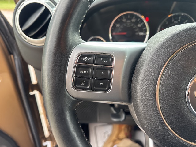 2015 Jeep Wrangler Freedom photo 18