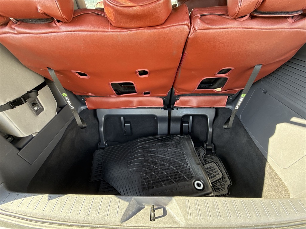 2022 Toyota Sienna LE photo 25