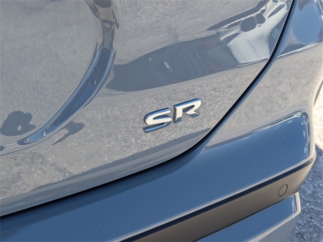 2024 Nissan Kicks SR photo 3