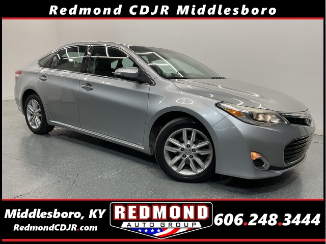 2015 Toyota Avalon XLE's photo