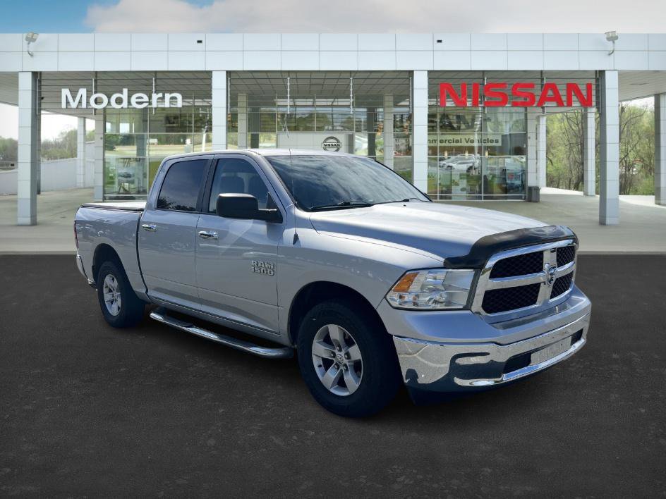 2013 Ram 1500 SLT photo 5