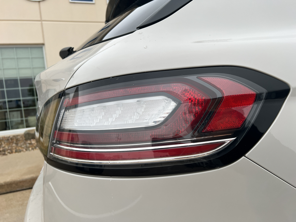 2019 Lincoln Nautilus Reserve photo 10