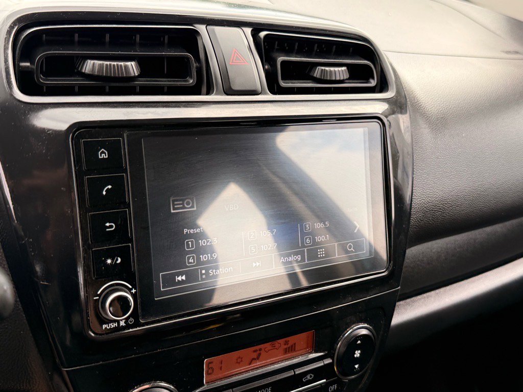 2024 Mitsubishi Mirage ES photo 18
