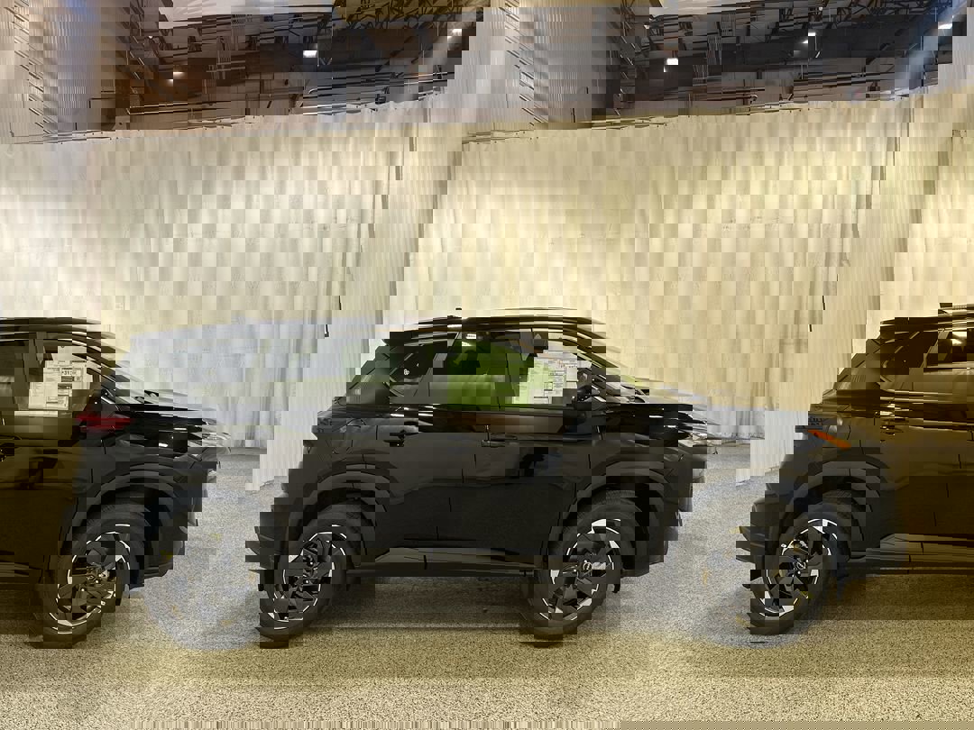 2026 Nissan Rogue SV photo 4