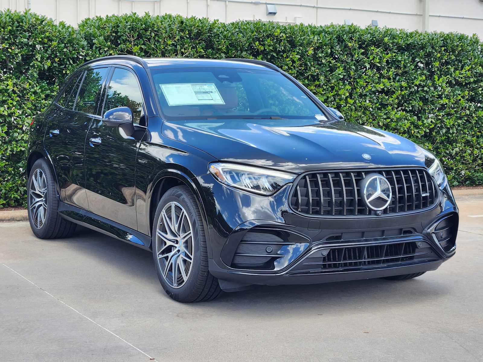 2025 Mercedes Benz GLC AMG 63 S E PERFORMANCE photo 2