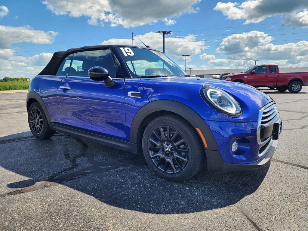 2019 Mini Cooper Convertible photo 3