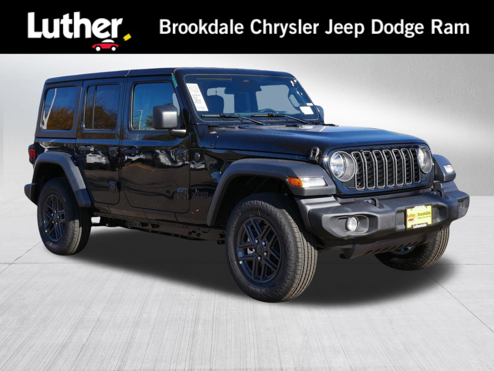 2026 Jeep Wrangler 4-Door Sport S's photo