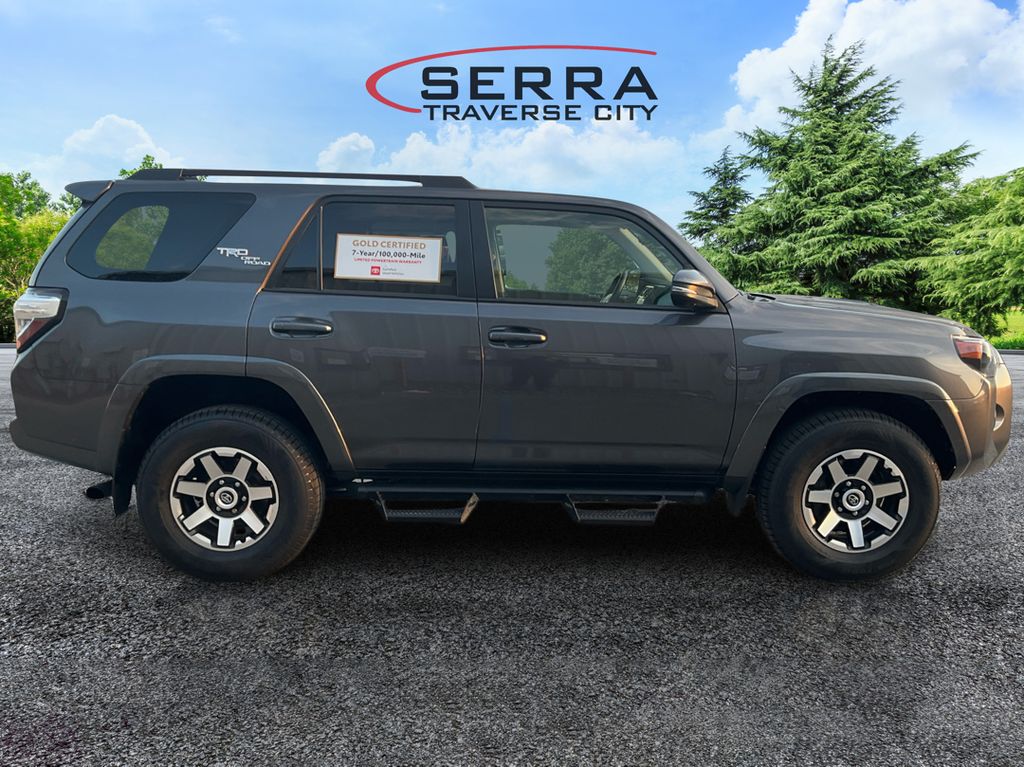 2022 Toyota 4Runner TRD Off-Road Premium photo 4