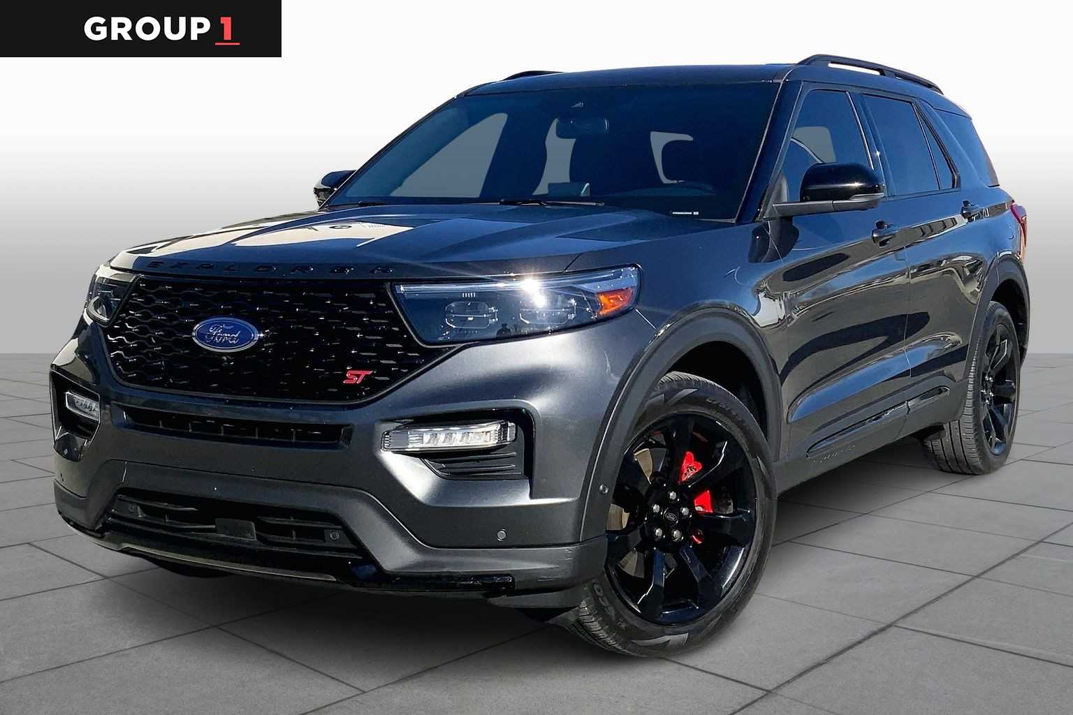 2020 Ford Explorer ST's photo