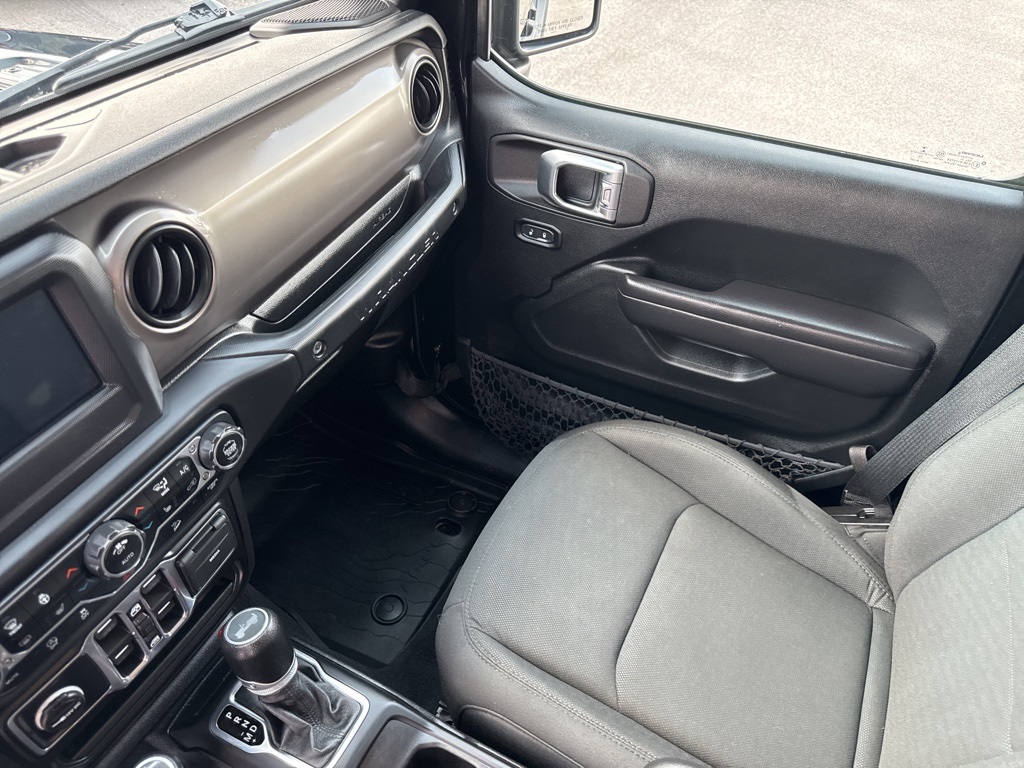 2020 Jeep Wrangler Unlimited Willys photo 27
