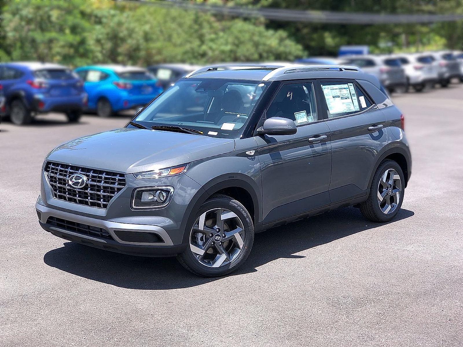 2025 Hyundai Venue SEL's photo