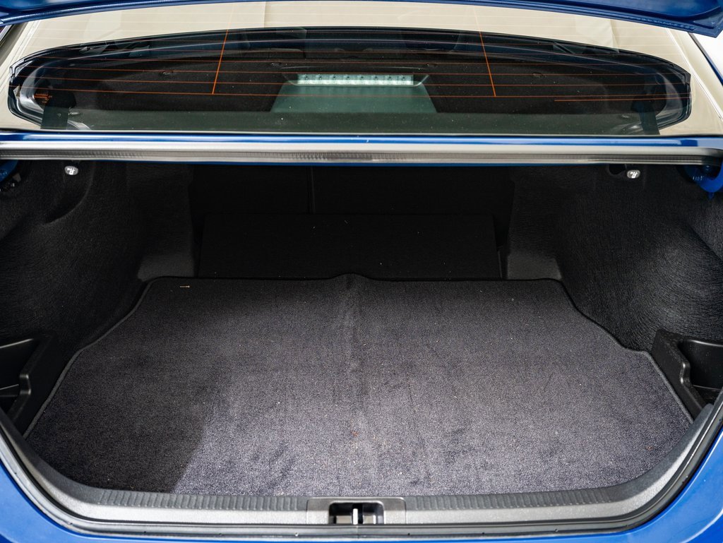 2025 Toyota Camry SE photo 16