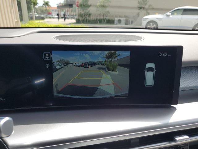 2026 Hyundai Ioniq SE photo 21