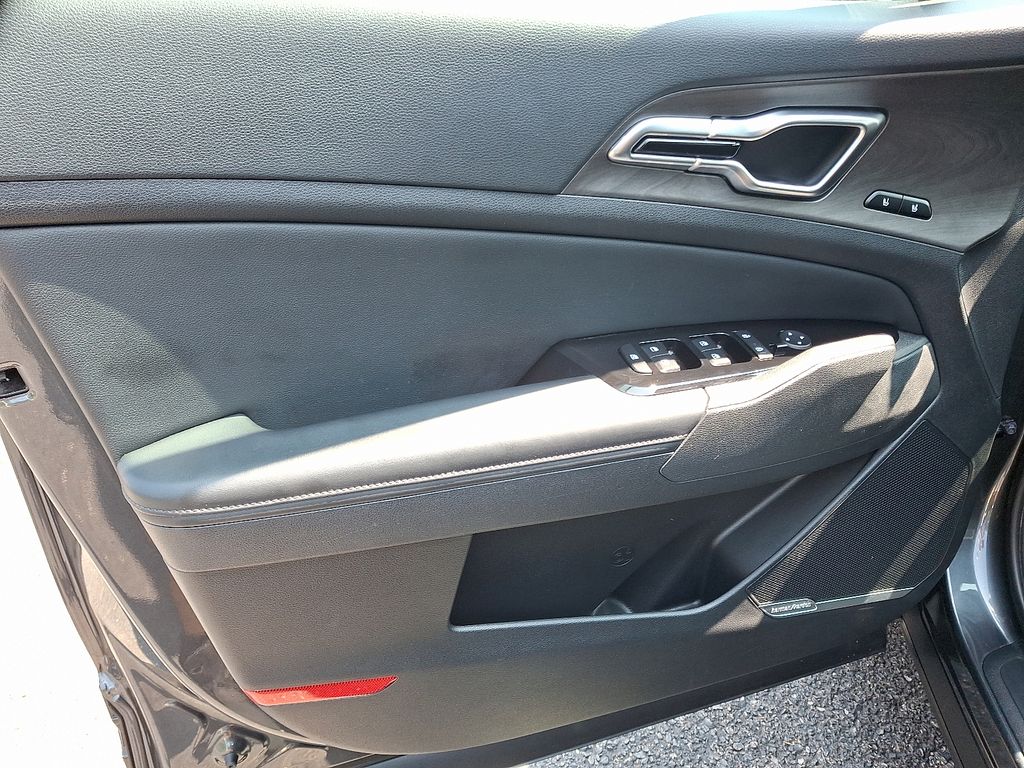 2023 Kia Sportage Plug-In Hybrid X-Line Prestige photo 9