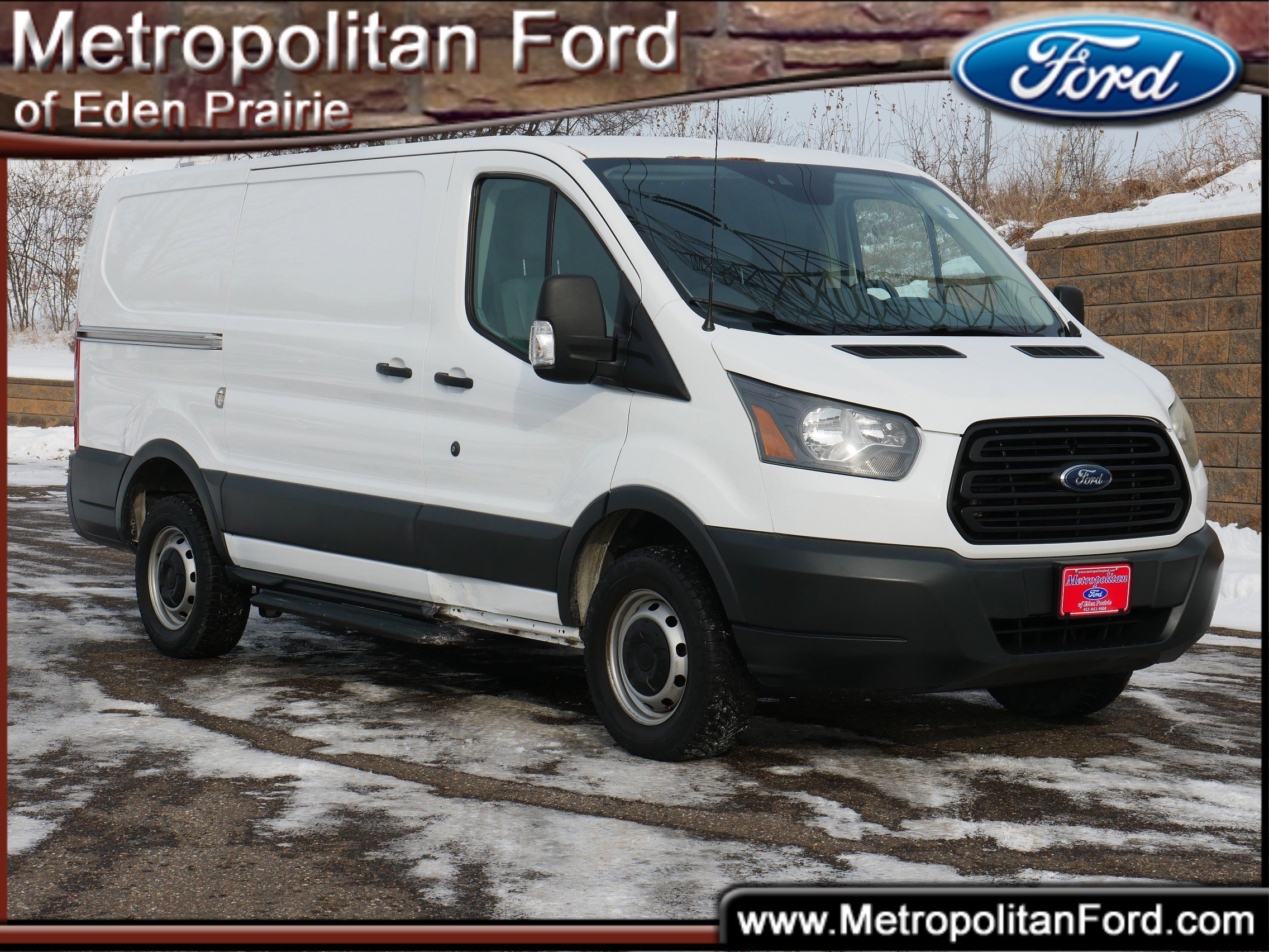 2015 Ford Transit Base's photo