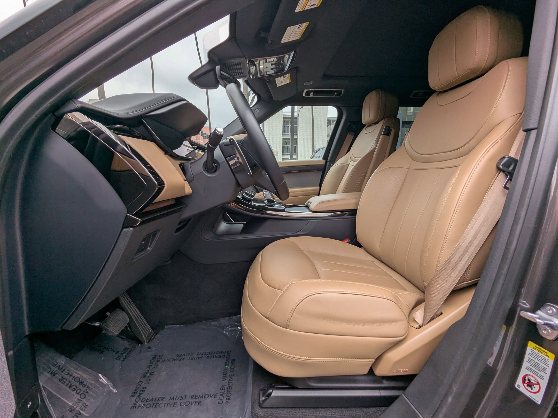 2023 Land Rover Range Rover Sport SE photo 17